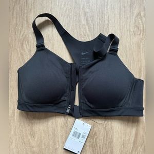 NWT Nike Front Zip Sports Bra (Nike Alpha)